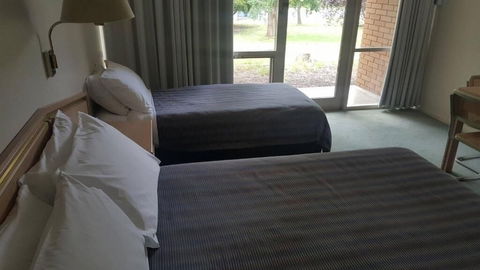 Moe Parklands Motel - Tourism TAS 5