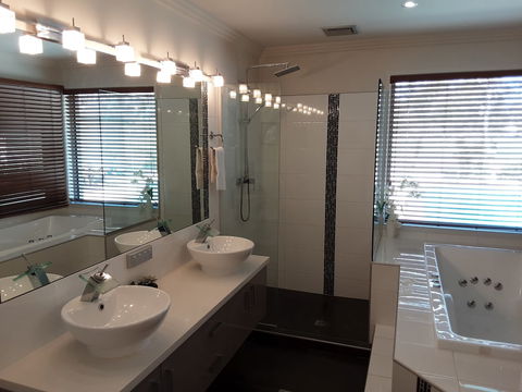 Arlia Sands Apartments - Tourism TAS 1