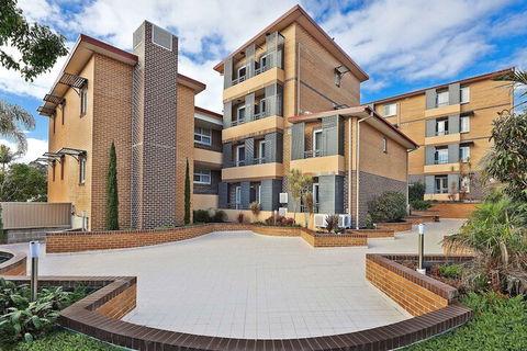 Comfort Inn & Suites Burwood - Tourism TAS 2