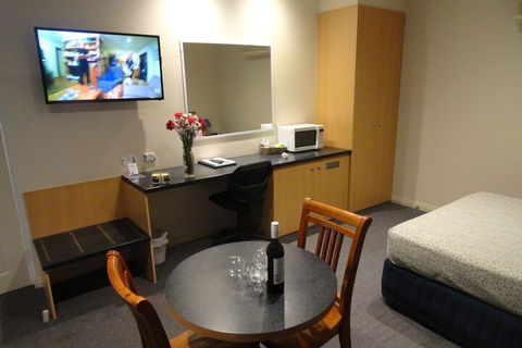 Victoria Lodge Motor Inn & Apartments - Tourism TAS 2