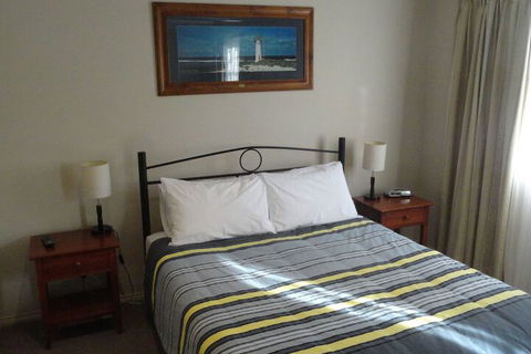 Victoria Lodge Motor Inn & Apartments - Tourism TAS 5