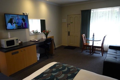 Victoria Lodge Motor Inn & Apartments - Tourism TAS 4