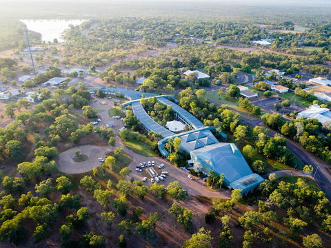 Mercure Kakadu Crocodile Hotel - Tourism TAS 1