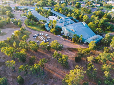 Mercure Kakadu Crocodile Hotel - Tourism TAS 5