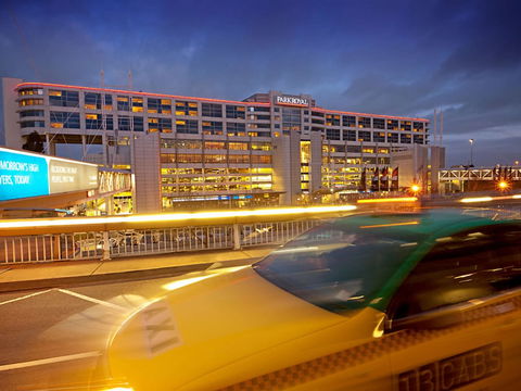 PARKROYAL Melbourne Airport - Tourism TAS 1