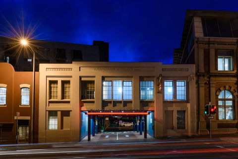 Old Woolstore Apartment Hotel - Tourism TAS 0