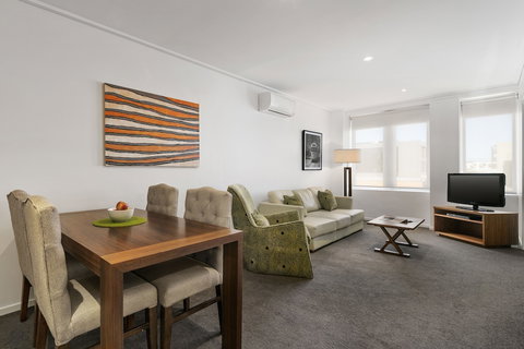 Quest Jolimont - Tourism TAS 5