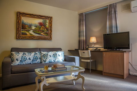 Albert Heights Serviced Apartments - Hobart Tourism 4
