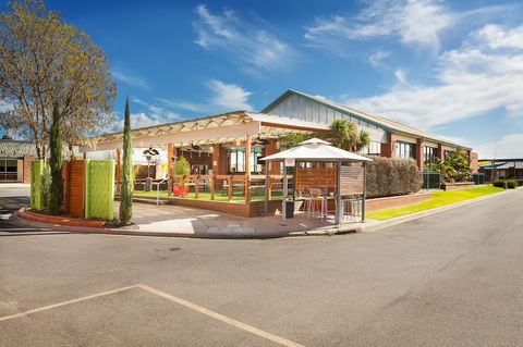 All Seasons Resort - Tourism TAS 1