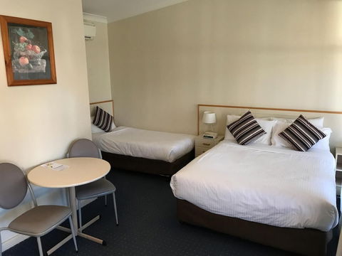 Orange Motor Lodge - Tourism TAS 2