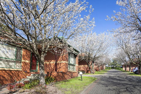 Mount Waverley Townhouses - Tourism TAS 2