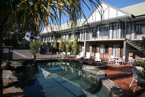 Ibis Styles Adelaide Manor - Tourism TAS 0