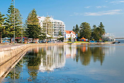 Oaks The Entrance Waterfront Suites - Tourism TAS 5