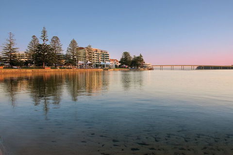 Oaks The Entrance Waterfront Suites - Tourism TAS 7