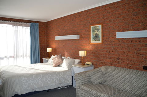 Whalers Rest Motor Inn - Tourism TAS 4