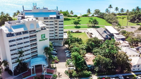 Holiday Inn Cairns Harbourside, An IHG Hotel - Tourism TAS 2