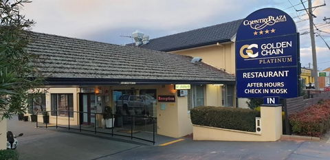 Country Plaza Queanbeyan - Hobart Tourism 1