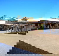 Cascade Motel In Townsville - Tourism TAS