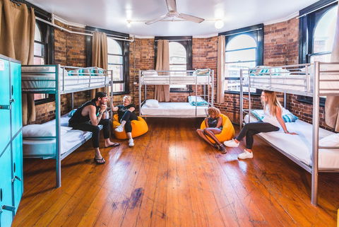 Nomads Brisbane Hostel - Tourism TAS 1
