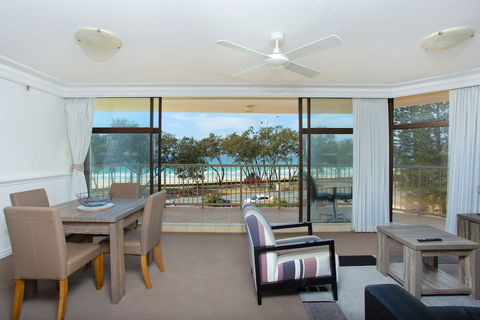 Imperial Surf Private Apartments - Tourism TAS 4