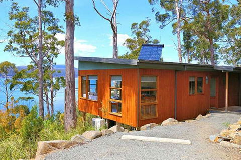 Stewarts Bay Lodge - Tourism TAS 7