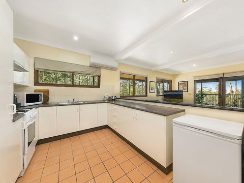 Eaglereach Wilderness Resort - Tourism TAS 3
