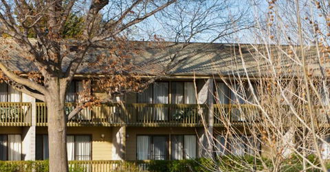 Ibis Styles Canberra Tall Trees - Tourism TAS 0
