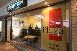 Mayfair Plaza Motel
