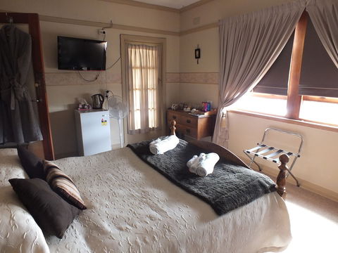 Walcha Royal Accommodation - Tourism TAS 3