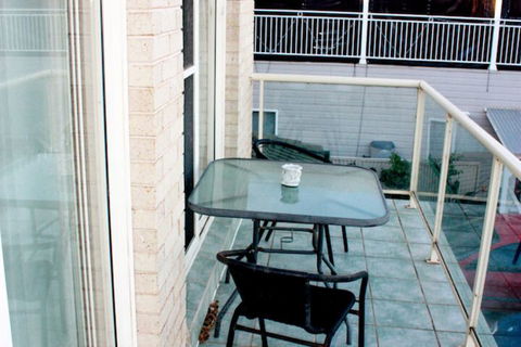 Lake Illawarra B&B - Hobart Tourism 5