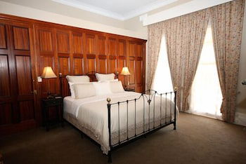 Carlyle House B & B - Tourism TAS 6