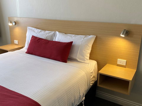 Country Gardens Motel - Hobart Tourism 6