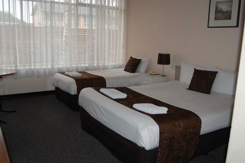 Red Carpet Motel - Tourism TAS 3