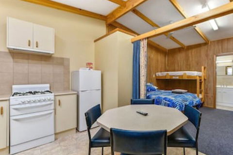 Millicent Hillview Caravan Park - Tourism TAS 3