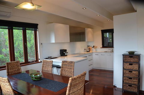Yolla Beach House - Tourism TAS 6