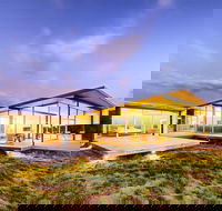 Cloudy Bay Beach House - Tourism TAS
