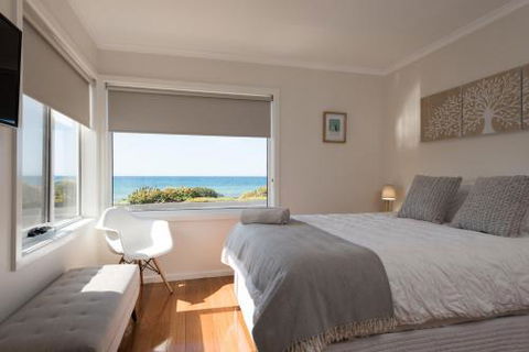 Penguin Beach House - Tourism TAS 5