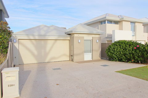 Anastasia Villa - Hobart Tourism 6