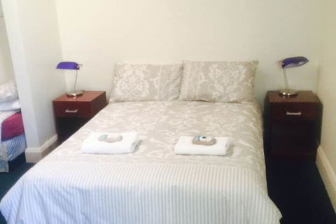 Ross Hotel - Tourism TAS 5