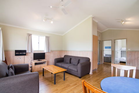 Gateway Lifestyle Birubi Beach - Hobart Tourism 1