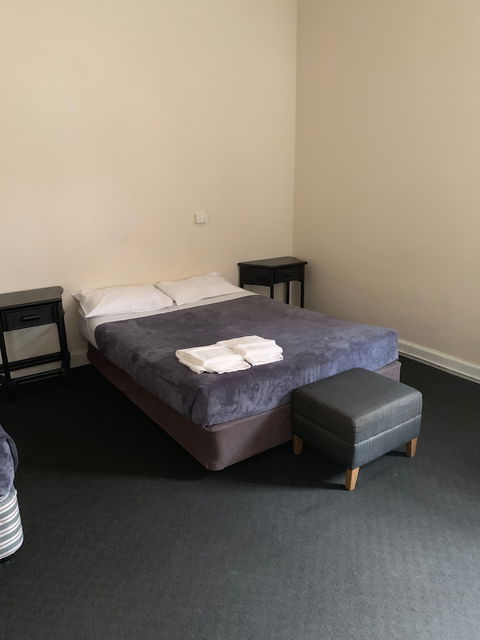 National Hotel Toowoomba - Tourism TAS 1