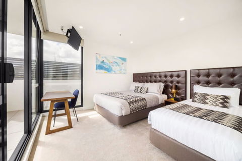 Whitehorse Apartment Hotel - Tourism TAS 1