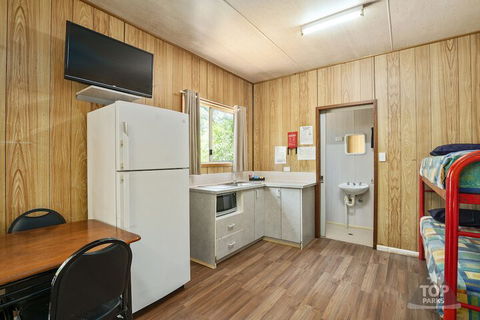 Riverview Tourist Village - Tourism TAS 7