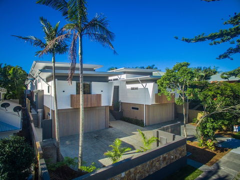 A PERFECT STAY - KoKo's Beach Houses 1 And 2 - Tourism TAS 3