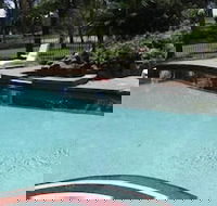 Charbonnier Motor Inn - Hobart Tourism