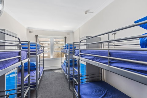 Ady's Place Backpackers - Tourism TAS 4