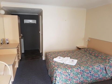 Mid Coast Motor Inn - Tourism TAS 4