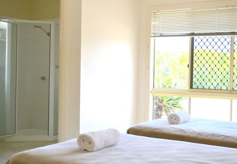 Hinchinbrook Resorts - Tourism TAS 4