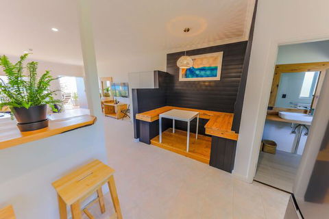 COAST Motel And Apartments - Tourism TAS 7