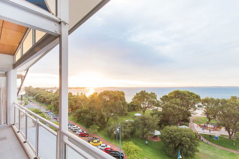 Spinnakers By Rockingham Apartments - Hobart Tourism 5